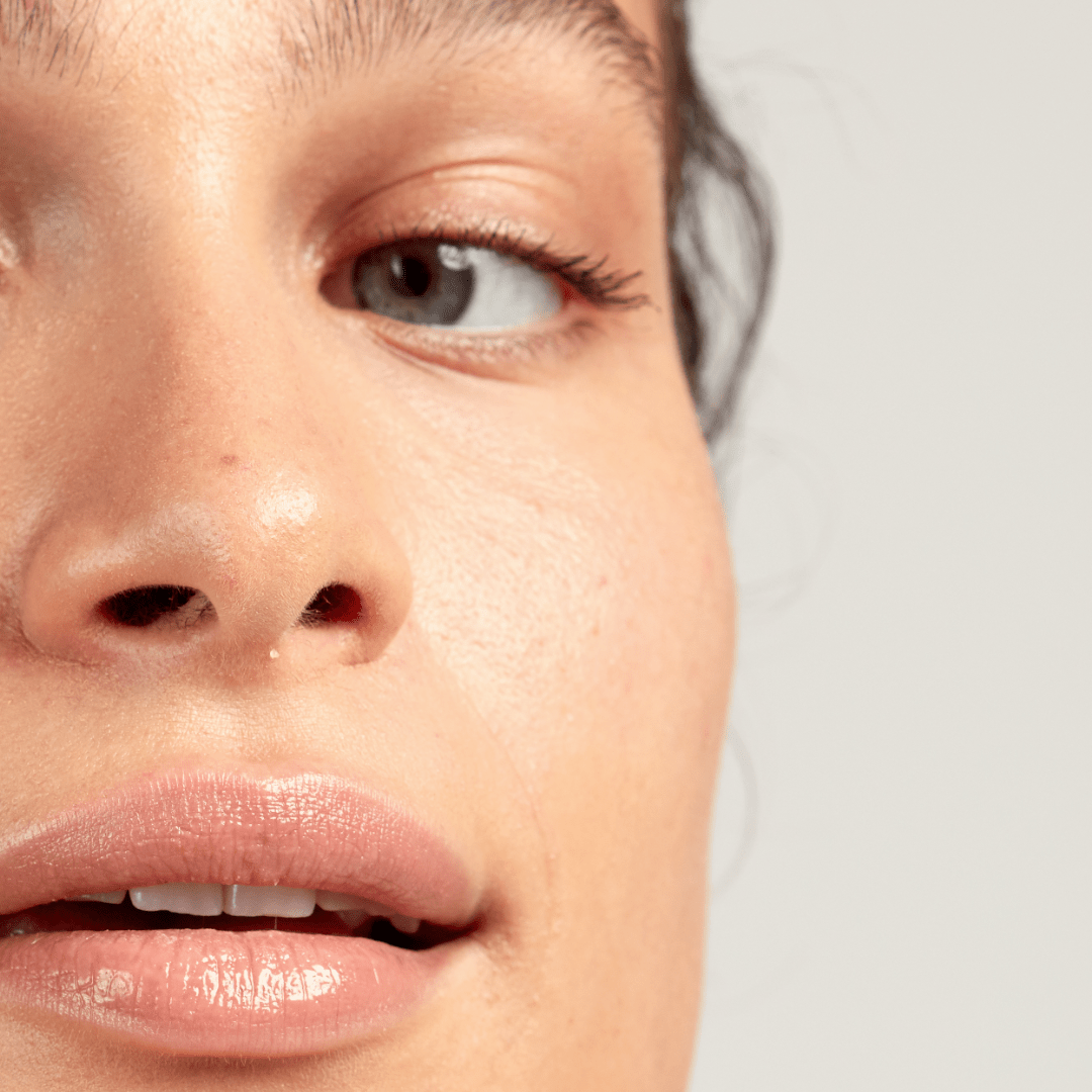 Mejores contornos de ojos hidratantes para pieles jóvenes - LACONICUM