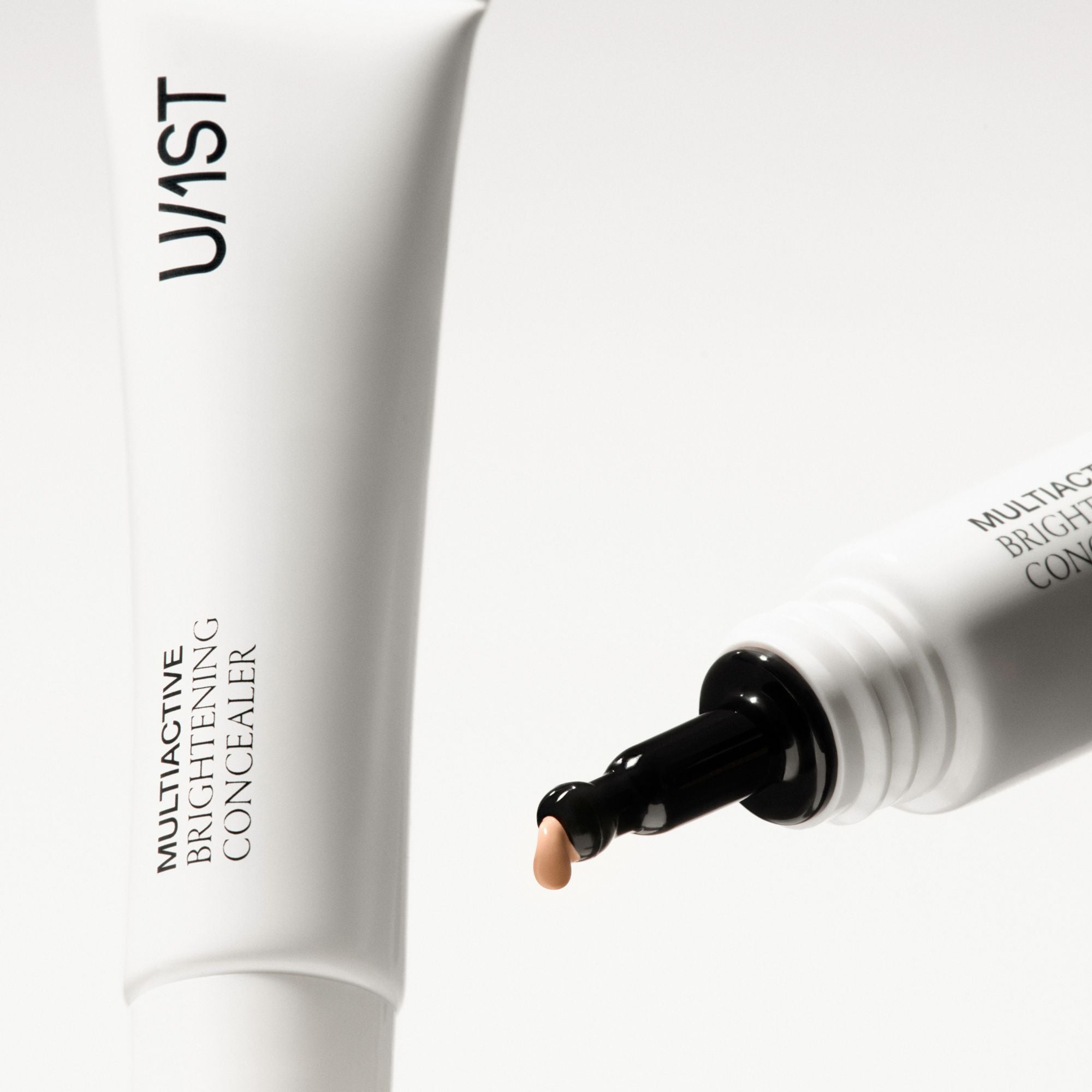 Multiactive Brightening Concealer - LACONICUM